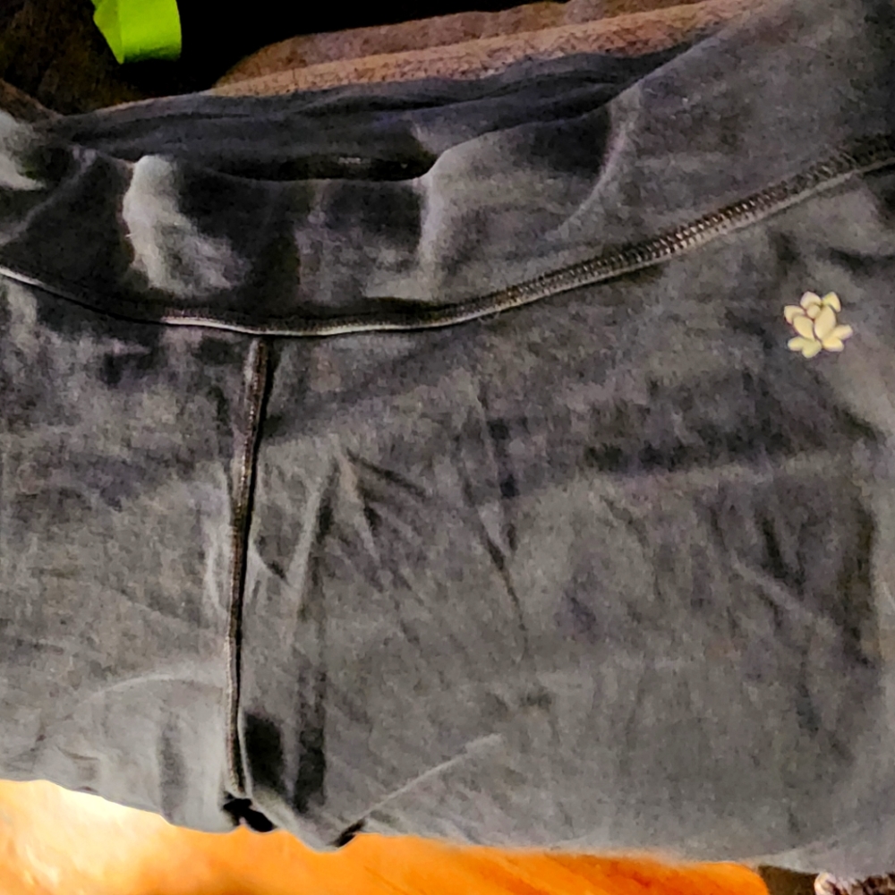 Flared yoga pants